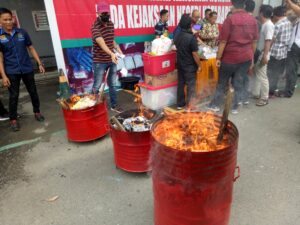 Ribuan Pil ‘Jin’ Dihanguskan Kejari Kotabaru