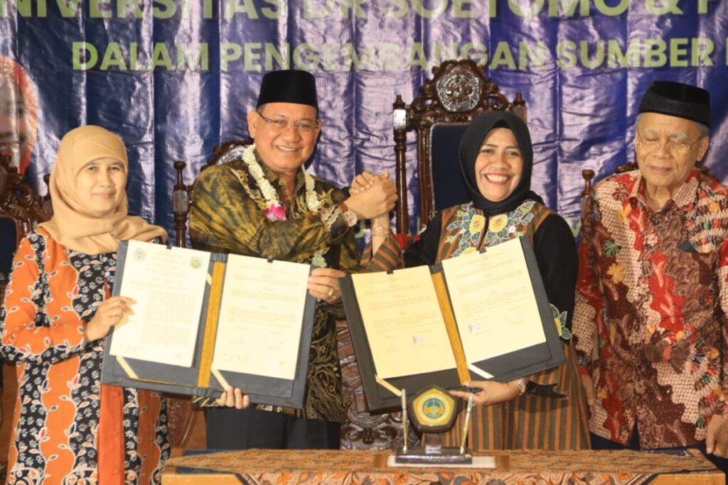 Serius Kembangkan SDM di Kotabaru, Bupati Sayed Dan Rektor Unitomo Tandatangani PKS