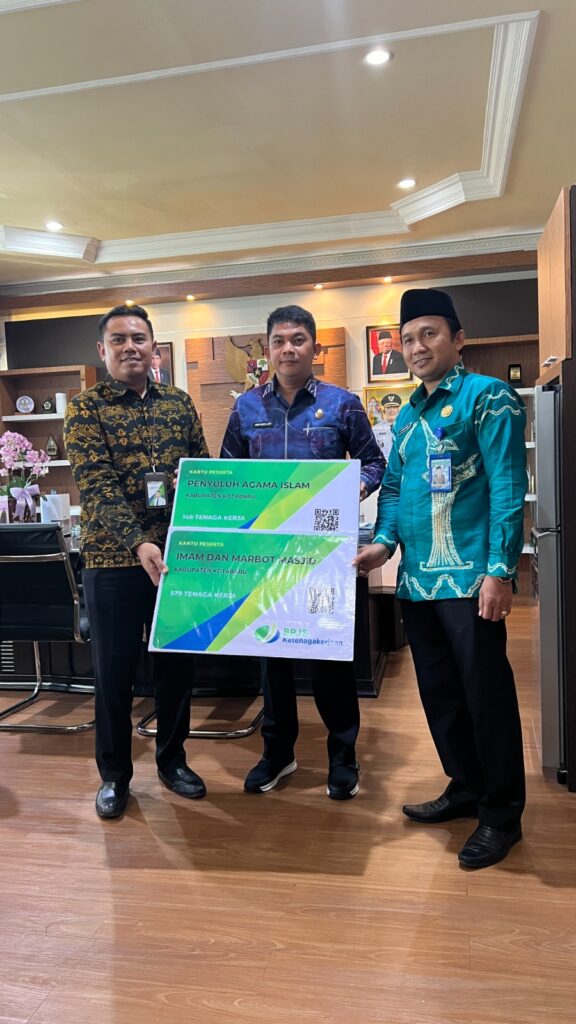 Gebrakan Wakil Bupati Andi Rudi Latif, Imam dan Marbot Masjid Kotabaru Dilindungi BPJS Ketenagakerjaan, Non APBD