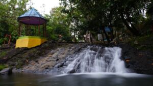 Air Terjun Tumpang Dua di Kotabaru, Sensasi Berlibur di Sungai Pegunungan