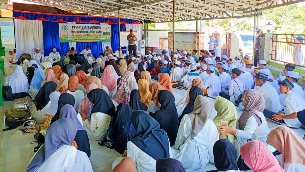 Ratusan Pelajar Kotabaru Antusias Ikuti Pesantren Ramadan di Masjid Baiturrahmah