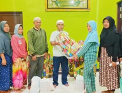 Kisah Bos Ikan Kotabaru Berbagi Seribu Lebih Paket Lebaran Jelang Idul Fitri