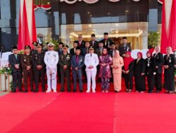 Wabup Kotabaru Pimpin Upacara Penurunan Bendera