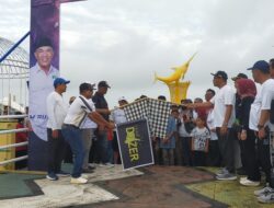 Tumpah Ruah, Ribuan Warga Kotabaru Ikut Jalan Sehat Bareng H Rusli-Syairi