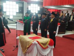 Pengambilan Sumpah Pimpinan DPRD Definitif, Suwanti Resmi Jabat Ketua