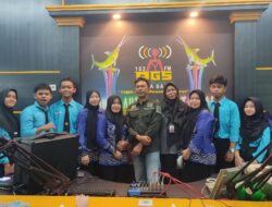 Mengenal Dunia Kerja, Siswa SMK Kunjungi Radio Gema Saijaan