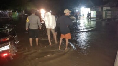 Gegara Sungai Meluap, Banjir Melanda Warga di Sengayam Kotabaru
