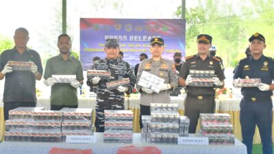 Sah! Seorang Nahkoda & Tiga ABK Kapal Pembawa Rokok Ilegal Berhasil Disergap TNI AL Kotabaru