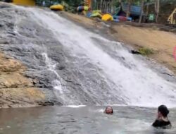 Destinasi Wisata Air Terjun Tumpang Dua Kotabaru Terus Ramai Pengunjung