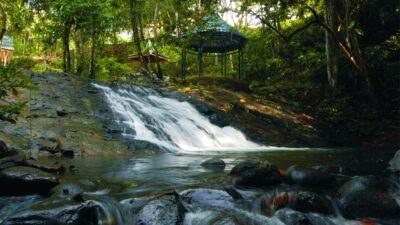 Air Terjun Tumpang Dua, Keajaiban Alam Kotabaru yang Memikat