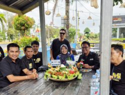 Meriah! HUT Indocement ke-50, JMSI Kotabaru Hadiahi Nasi Tumpeng Spesial