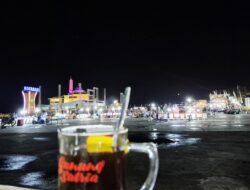 Mengintip Kemeriahan Wisata Siring Laut Kotabaru di Malam Hari Kemerdekaan RI