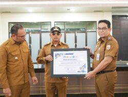 Top! Kotabaru Terima Dua Penghargaan Dari ULM Banjarmasin