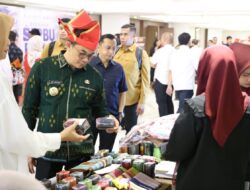 Bupati Tanah Bumbu Respon Positif Gerakan Serbu Pasar