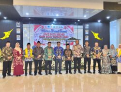 Kotabaru Jadi Tuan Rumah! Ratusan Guru Ramaikan Malam Ramah Tamah HUT PGRI ke-80 dan HGN 2025 Tingkat Kalsel