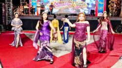 Pagelaran Busana UKK Bertema ‘A Night Full of Sparkling Kebaya’ SMKN 1 Kotabaru Berlangsung Meriah