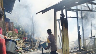 Duh, Sebuah Rumah di Bekambit Asri Kotabaru Terbakar, Korban Ditaksir Rugi Ratusan Juta