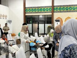 Kawal Keberangkatan Jemaah Haji Kotabaru, Ketua DPRD Hj. Suwanti: Jaga Kesehatan dan Doakan Banua