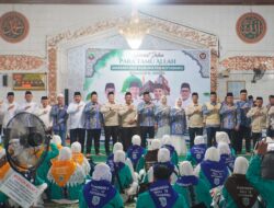 Lepas 309 Calon Jamaah Haji, Pemkab Kotabaru Ingatkan Jaga Kesehatan dan Kekompakan