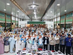 Pelepasan Kloter BDJ 13, Bupati Andi Rudi Latif Doakan Jemaah Tanah Bumbu Jadi Haji Mabrur