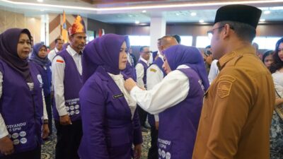 Dongkrak Kesejahteraan Keluarga dan UMKM, Pemkab Kotabaru Lantik Pengurus Organisasi hingga Resmikan Galeri Dekranasda