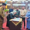 Sahkan Dua Raperda, DPRD Kotabaru Beri Catatan Kritis: Soroti Serapan APBD hingga Kemandirian Daerah
