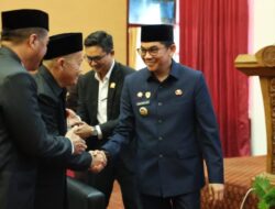 Kawal Langsung Sidang Paripurna, Bupati Andi Rudi Latif Hadiri Pengesahan LPj APBD Tanah Bumbu 2025