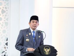 Bupati Tanah Bumbu Larang ASN ‘Flexing’ dan Live Streaming Pribadi Selama Jam Kerja