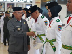 Sambut HUT ke-81 RI, Bupati Muhammad Rusli Kukuhkan 42 Anggota Paskibraka 2026
