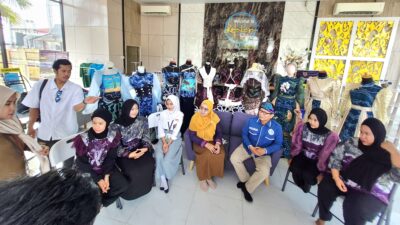 Bikin Bangga! Hasil Karya Fashion Desainer Muda Kotabaru Siap Go Nasional