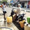 Krisis Air Bersih Melanda Kotabaru, Warga Terpaksa Beli Air Tandon & Mencari Sumber Air